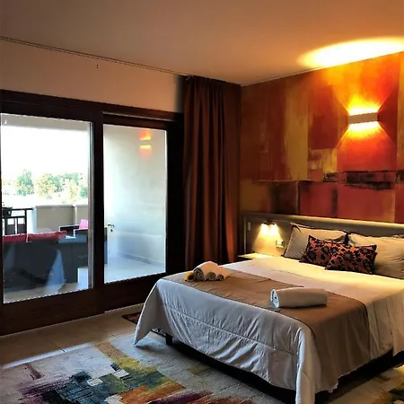 La Piazzetta Pensión 4*