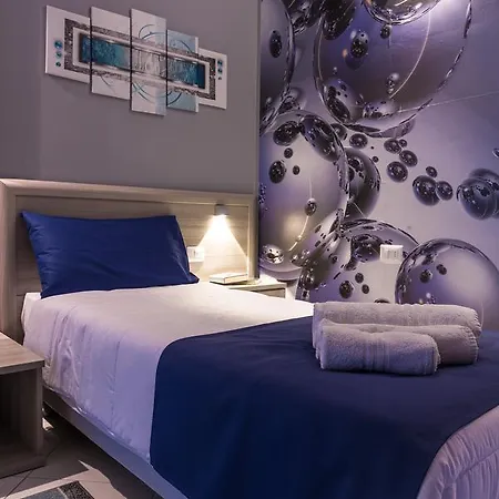 Pensión La Piazzetta Olbia