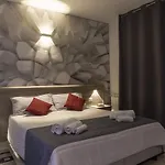 La Piazzetta 4*