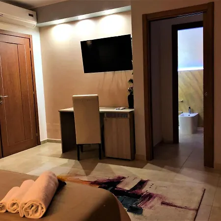 La Piazzetta 4*