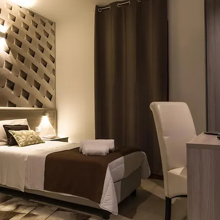 La Piazzetta ゲストハウス