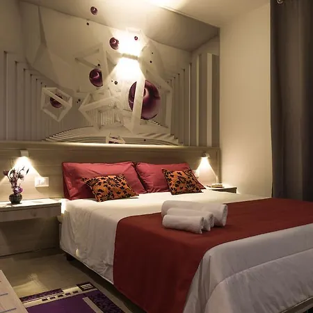 ゲストハウス La Piazzetta 4*