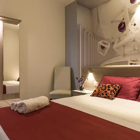 ゲストハウス La Piazzetta 4*